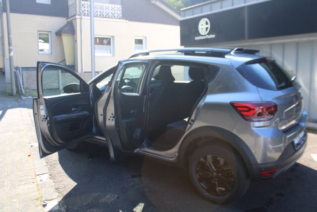 DACIA Sandero Ansicht 23 für Fahrzeugdetailseite