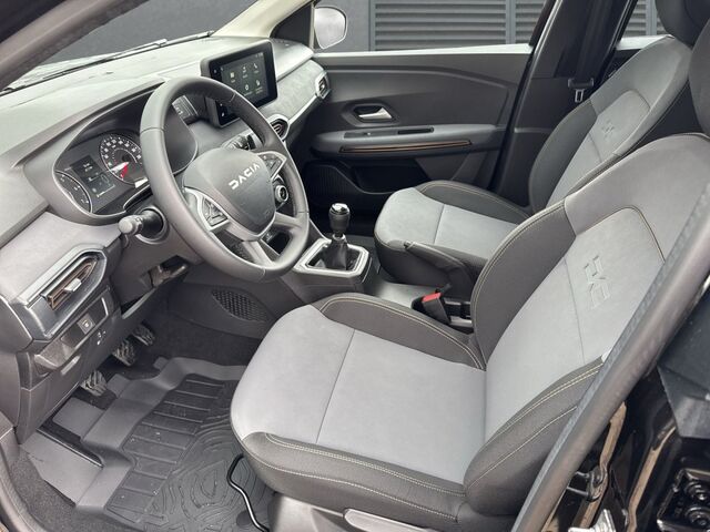 DACIA Jogger TCe 110 Extreme 5-Sitzer+Klimaauto.+PDC+RFK Ansicht 7 für Fahrzeugdetailseite