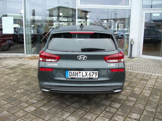 HYUNDAI i30 Ansicht 8 für Fahrzeugdetailseite