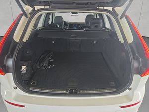 VOLVO XC60 B4 D Geartronic Momentum Pro XC60