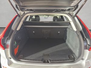 VOLVO XC60 B5 B AWD Core XC60