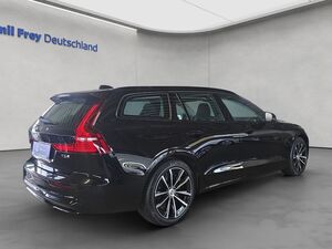 VOLVO V60 T6 Plug-in Hybrid AWD Plus Dark V60