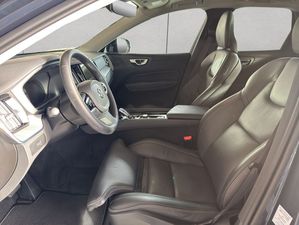 VOLVO XC60 B5 B AWD Plus Dark XC60