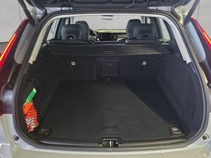 VOLVO XC60 B5 B AWD Core XC60