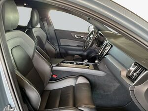 VOLVO V60 Cross Country B4 D AWD Ultimate V60 Cross Country