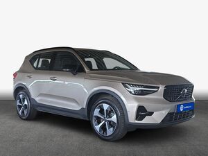 VOLVO XC40 B4 B DKG Ultimate Dark XC40