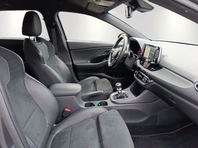 KIA Ceed 1.5 T-GDI GT-Line Ansicht 15 für Fahrzeugdetailseite