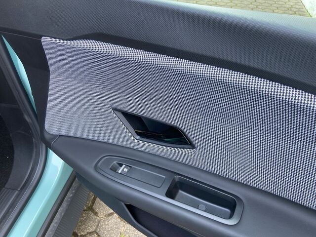 RENAULT R4 4 E-Tech elektrisch Iconic 150 Comfort Range Ansicht 17 für Fahrzeugdetailseite