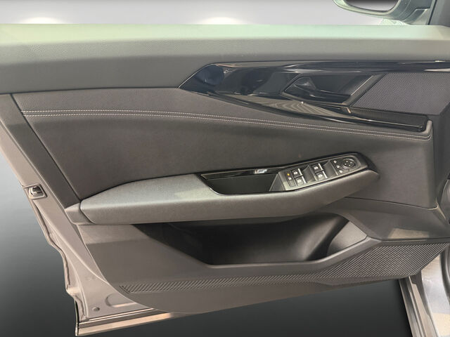 RENAULT Austral Evolution Mild Hybrid 150 Automatik Ansicht 14 für Fahrzeugdetailseite
