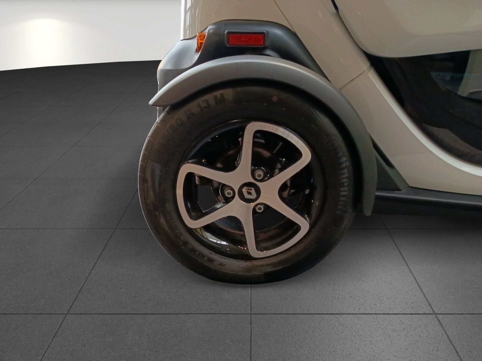 RENAULT Twizy Intens Weiß Ansicht 16 für Fahrzeugdetailseite