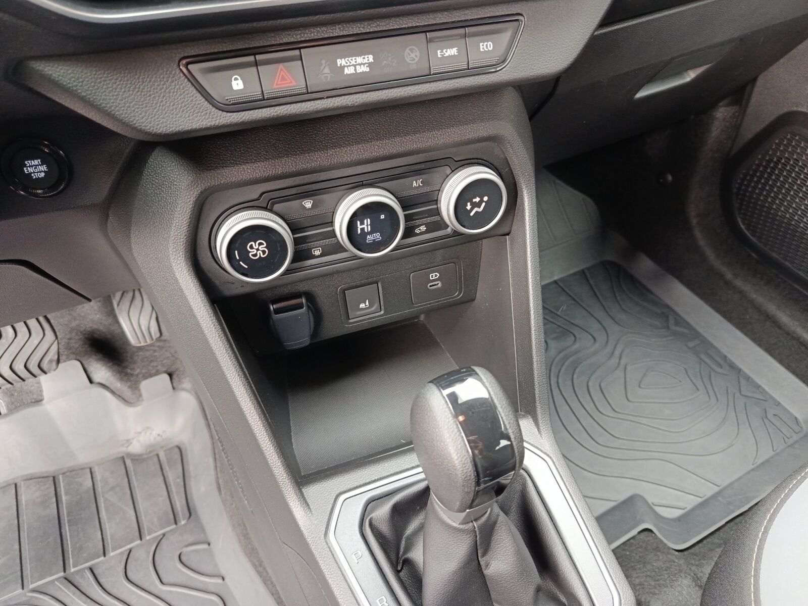 DACIA Jogger Extreme HYBRID 140 Ansicht 10 für Fahrzeugdetailseite