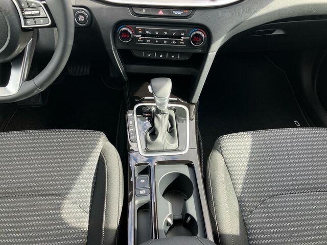 KIA Ceed 5 1.5T 48V DCT 140 Ansicht 10 für Fahrzeugdetailseite