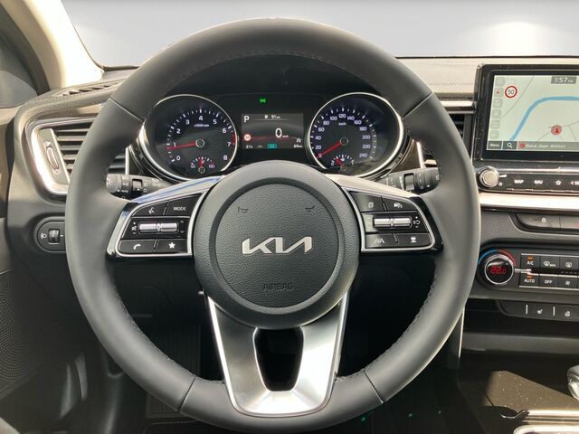 KIA Ceed 5 1.5T 48V DCT 140 Ansicht 13 für Fahrzeugdetailseite