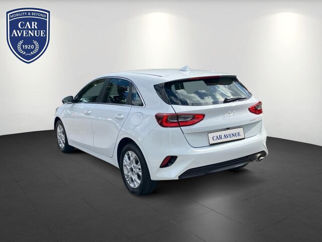 KIA Ceed 5 1.5T 48V DCT 140 Ansicht 4 für Fahrzeugdetailseite