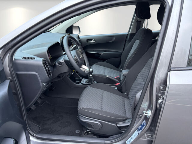 KIA Ceed 1.5 T-GDI 48V 140 PS DCT Ultimate Edition  Ansicht 8 für Fahrzeugdetailseite