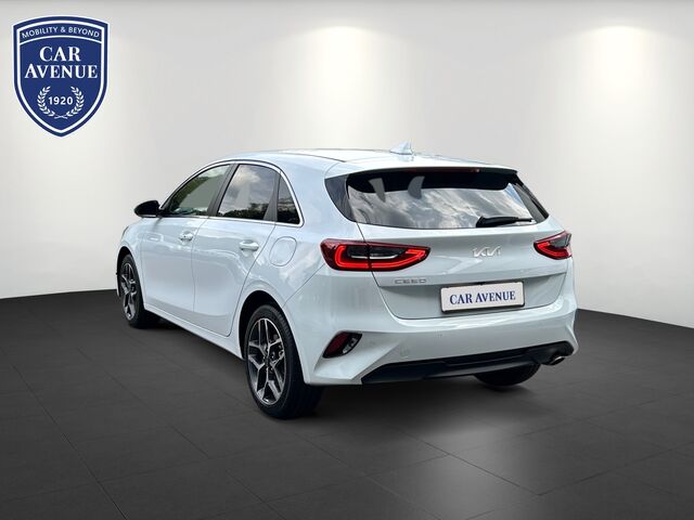 KIA Ceed 1.5T 48V DCT 140 STY JBL Ansicht 4 für Fahrzeugdetailseite