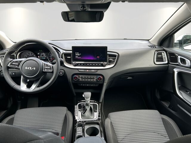 KIA Ceed 1.5T 48V DCT 140 STY JBL Ansicht 9 für Fahrzeugdetailseite