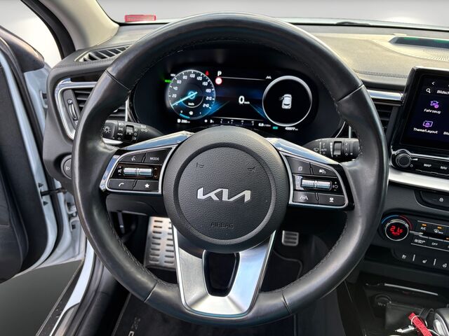 NISSAN Qashqai 1.3 DIG-T MHEV N-Connecta Ansicht 13 für Fahrzeugdetailseite