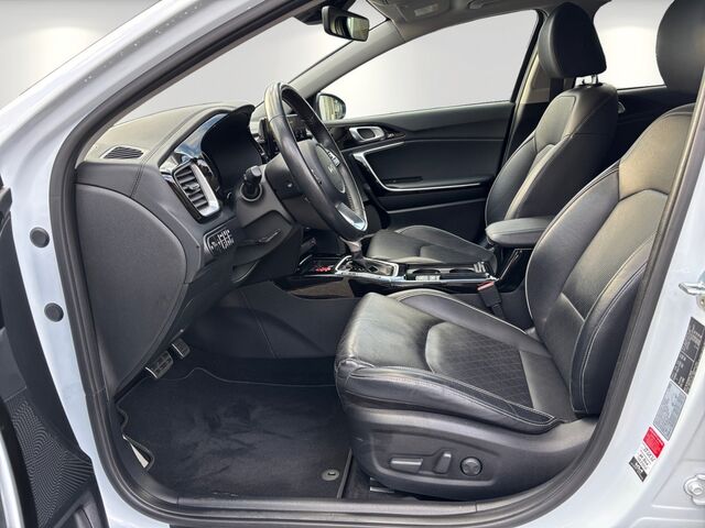 NISSAN Qashqai 1.3 DIG-T MHEV N-Connecta Ansicht 8 für Fahrzeugdetailseite