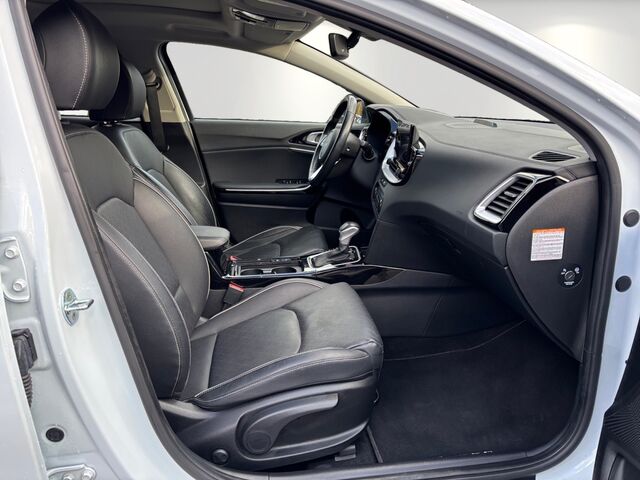 NISSAN Qashqai 1.5 VC-T N-Connecta e-Power Ansicht 15 für Fahrzeugdetailseite