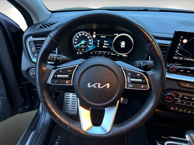 NISSAN Qashqai 1.5 VC-T e-Power Tekna Ansicht 13 für Fahrzeugdetailseite