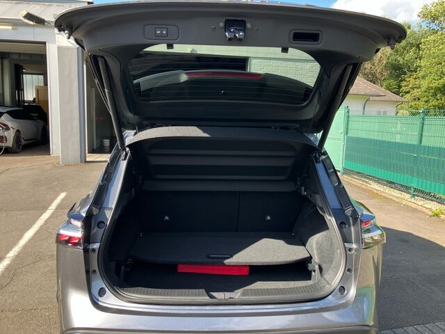 KIA XCeed 1.6 T-GDI Platinum Edition Ansicht 6 für Fahrzeugdetailseite