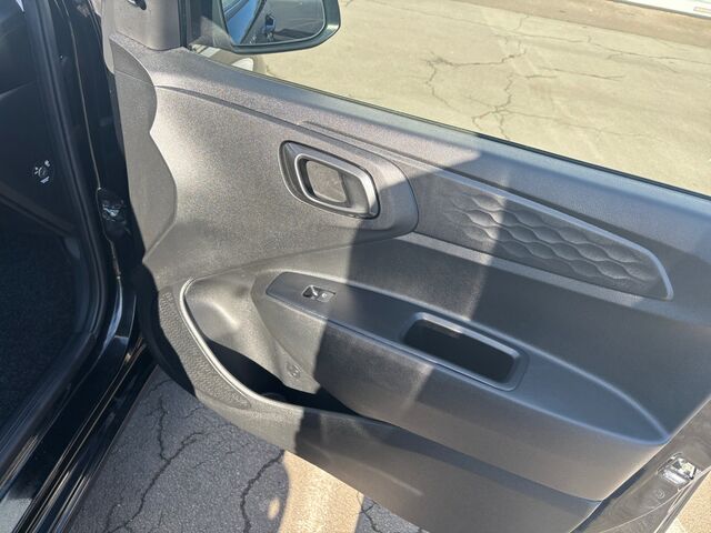 KIA Stonic 1.0 T-GDI MHEV Nightline Edition Ansicht 17 für Fahrzeugdetailseite