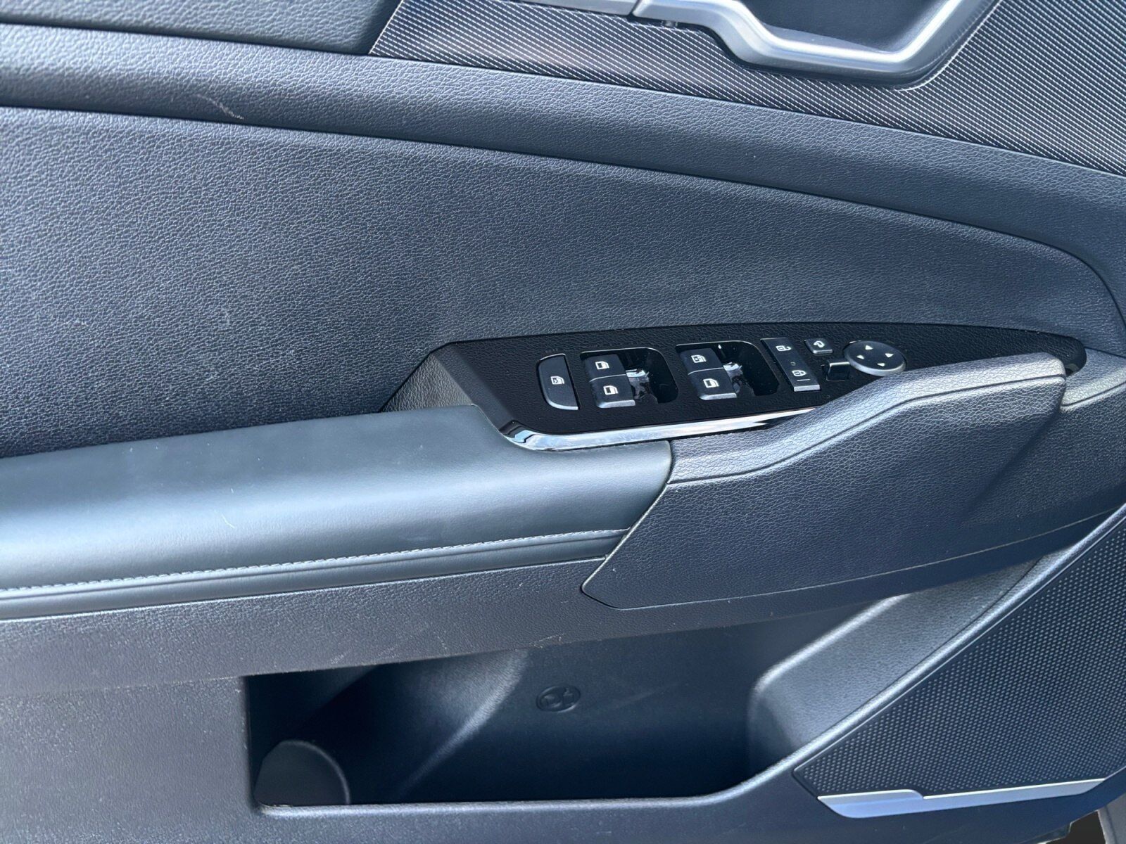 KIA Sportage 1.6 T-GDI Mild-Hybrid Vision 4WD Ansicht 14 für Fahrzeugdetailseite