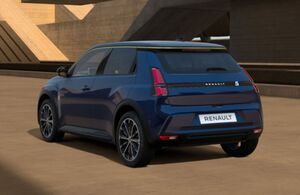 RENAULT R5 E-Tech Iconic Five 150 Comfort Range