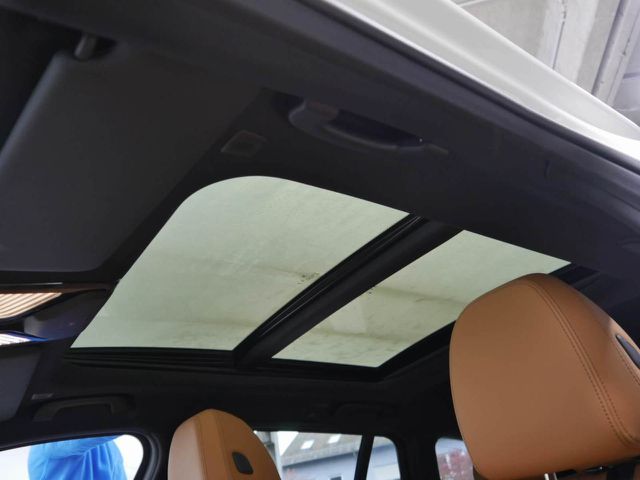 BMW 320 d xDr.T.M Sport Pro FACELIFT SuView HUD PanoD Sportpaket Bluetooth Navi LED Vollleder Klima Aktiv Ansicht 13 für Fahrzeugdetailseite