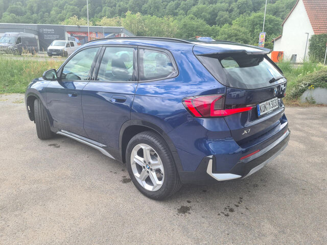 BMW X1 BMW X1 s18i AHK 18 X Line Bluetooth Navi Klima el. Fenster Ansicht 7 für Fahrzeugdetailseite