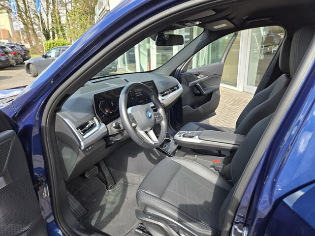 BMW X1 x25e HUD ACC SuView AktivS.Ad-LED KomfZug.18 Bluetooth Navi Vollleder Klima PDC el. Fenster Ansicht 10 für Fahrzeugdetailseite