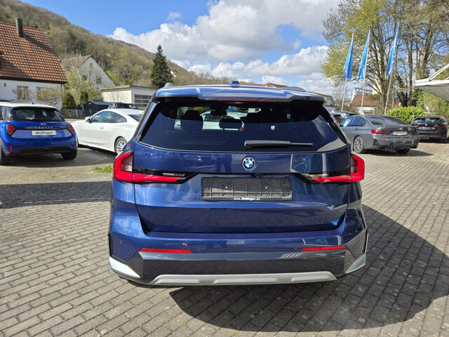 BMW X1 x25e HUD ACC SuView AktivS.Ad-LED KomfZug.18 Bluetooth Navi Vollleder Klima PDC el. Fenster Ansicht 7 für Fahrzeugdetailseite
