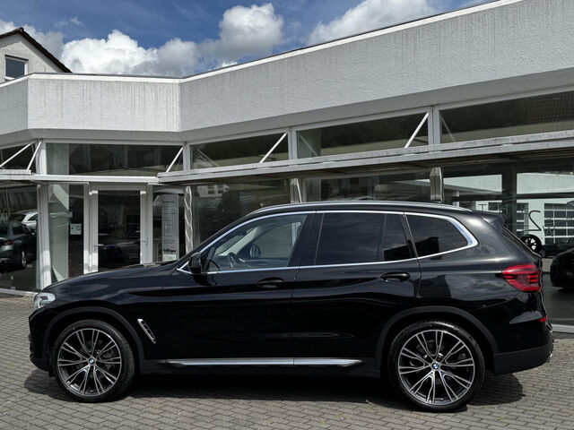 BMW X3 x30d Leder HUD LiveProf.Kamera Lenkradh.AHK Bluetooth Navi LED Vollleder Klima PDC el. Fenster Ansicht 4 für Fahrzeugdetailseite