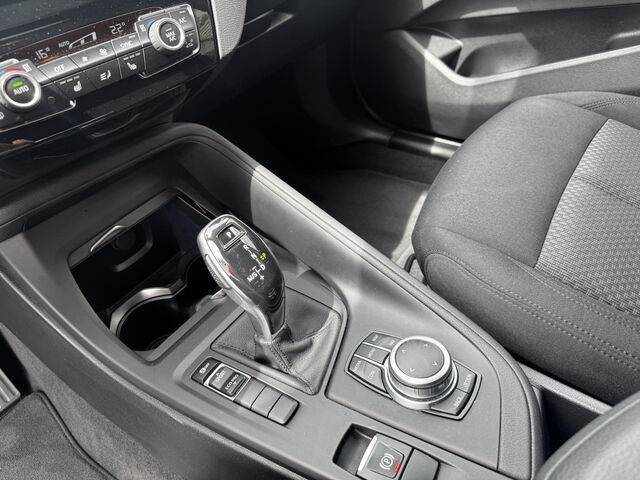 BMW X1 s20i DSG-Aut. Navi Kamera Tempom. Sitzh. DAB Bluetooth Klima PDC el. Fenster Ansicht 13 für Fahrzeugdetailseite