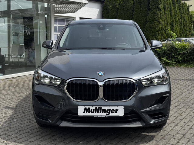 BMW X1 s20i DSG-Aut. Navi Kamera Tempom. Sitzh. DAB Bluetooth Klima PDC el. Fenster Ansicht 3 für Fahrzeugdetailseite