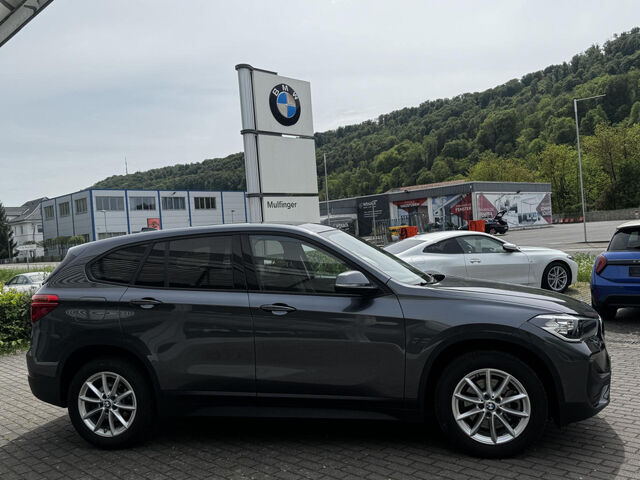 BMW X1 s20i DSG-Aut. Navi Kamera Tempom. Sitzh. DAB Bluetooth Klima PDC el. Fenster Ansicht 6 für Fahrzeugdetailseite