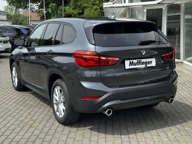 BMW X1 s20i DSG-Aut. Navi Kamera Tempom. Sitzh. DAB Bluetooth Klima PDC el. Fenster Ansicht 7 für Fahrzeugdetailseite