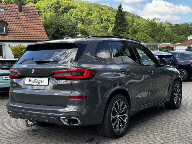 BMW X5 x30d M Sport ACC LiveProf.Kamera DAB AHK 20 Sportpaket Bluetooth Navi LED Vollleder Klima PDC el. Ansicht 8 für Fahrzeugdetailseite