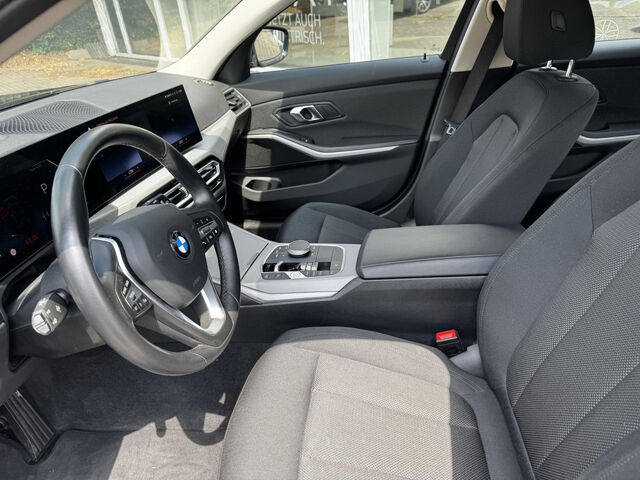 BMW 318 d Tour. Live-Navi-Widscreen Tempomat PDC AHK Bluetooth LED Klima el. Fenster Ansicht 10 für Fahrzeugdetailseite