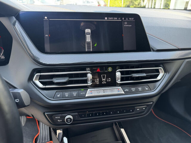 BMW 120 d xDr. Sport LiveProf.DrivAss.Lenkradh.LED18 Sportpaket Bluetooth Navi LED Klima PDC el. Fenster Ansicht 12 für Fahrzeugdetailseite