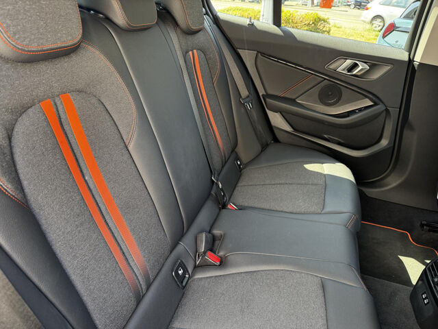 BMW 120 d xDr. Sport LiveProf.DrivAss.Lenkradh.LED18 Sportpaket Bluetooth Navi LED Klima PDC el. Fenster Ansicht 15 für Fahrzeugdetailseite