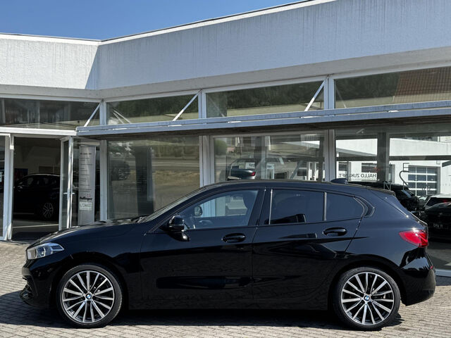 BMW 120 d xDr. Sport LiveProf.DrivAss.Lenkradh.LED18 Sportpaket Bluetooth Navi LED Klima PDC el. Fenster Ansicht 5 für Fahrzeugdetailseite