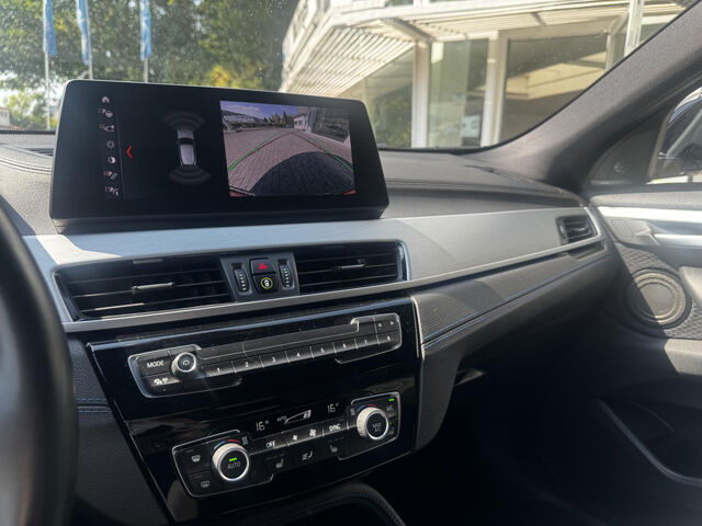 BMW X2 M35i HUD ACC Kamera Lenkradh.KomfZ.Ha/Ka 19 Sportpaket Bluetooth Navi LED Klima Aktivlenkung PDC Ansicht 12 für Fahrzeugdetailseite