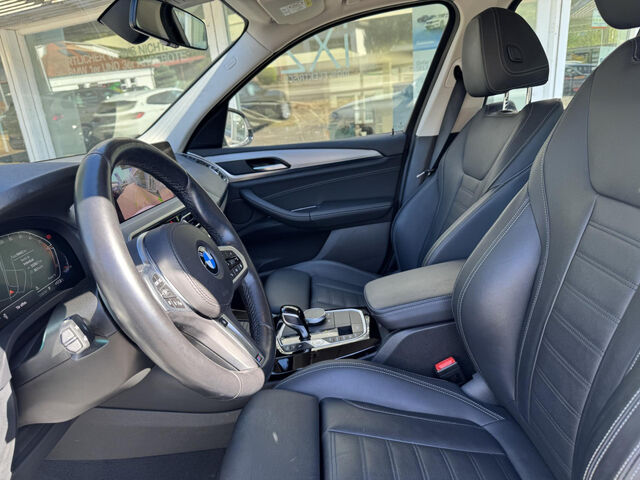 BMW X3 x30d Sports.HUD SuView HiFi Lenkradh.AHK 19 Bluetooth Navi LED Vollleder Klima PDC el. Fenster Ansicht 10 für Fahrzeugdetailseite
