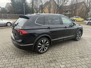 VW Tiguan Allspace R-Line Highline 2.0 TDI 4Motion...