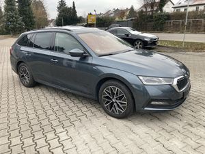 SKODA Octavia 4x4 Navi,LED,1.Hand,Standheizung*...
