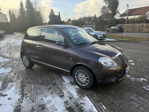 LANCIA Ypsilon 1,4 8V...