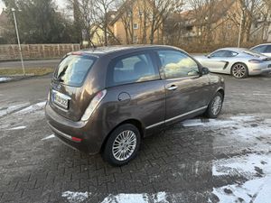 LANCIA Ypsilon 1,4 8V...