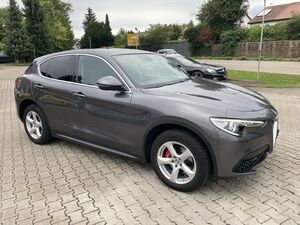 ALFA ROMEO Stelvio Sprint 2.0 Turbo*2.Hand,Leder,Navi,Xenon...